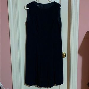 Jones New York dark navy dress - classic! Size 12